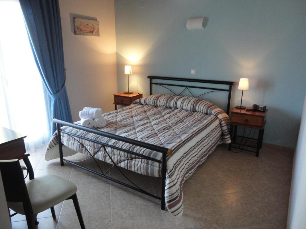 Iliothea Hotel Návplio Szoba fotó